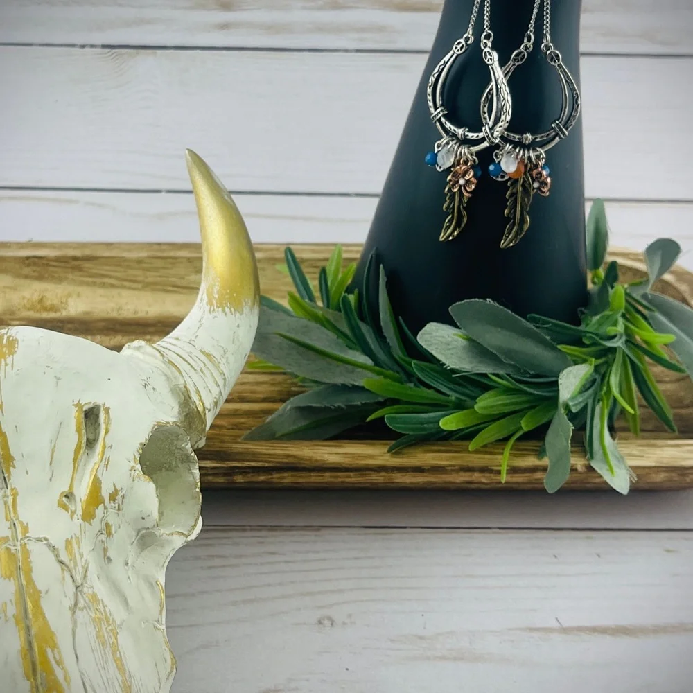 Statement dangle earrings - Picture 2 of 3